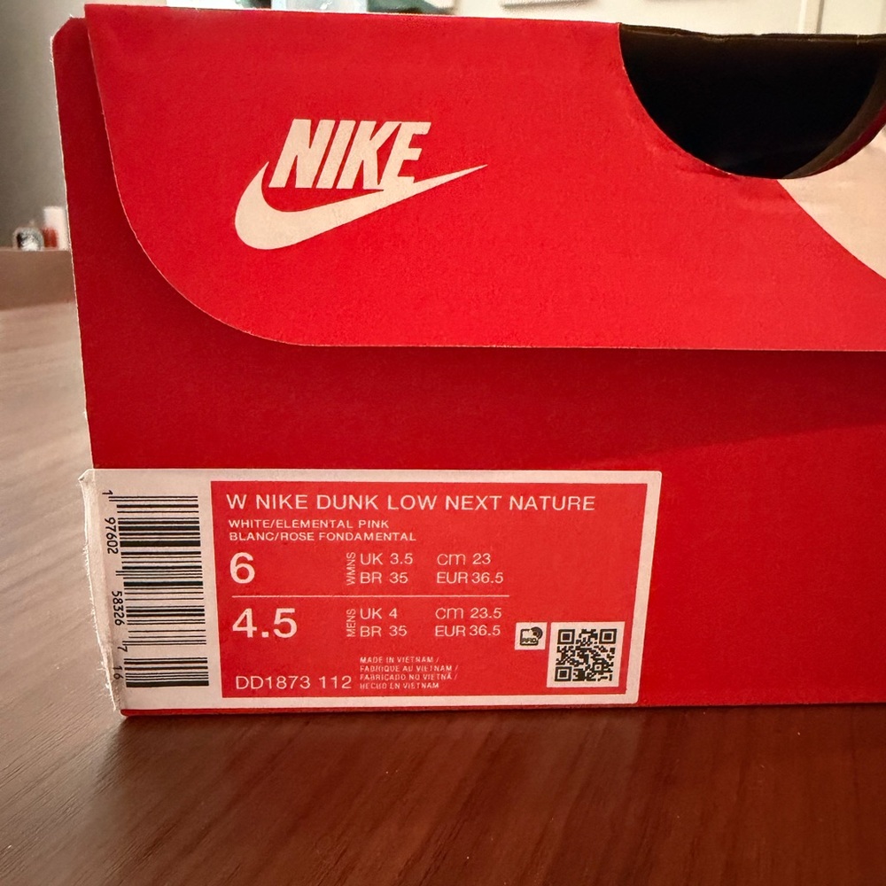 Nike Dunk Low Next Nature - Picture 5 of 5